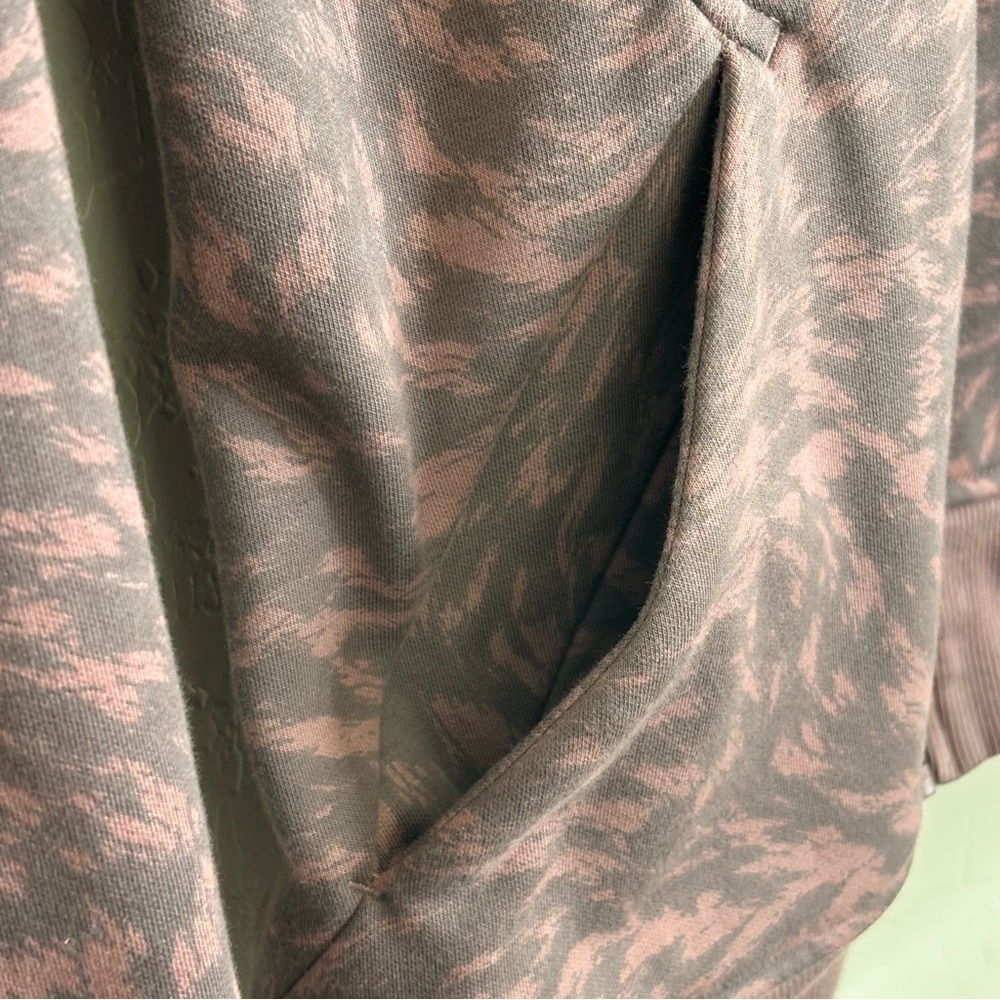 ATHLETA Triumph Printed Hoodie Sz S Smoked Mauve Brown Lynx Sweatshirt Jacket - Picture 6 of 10